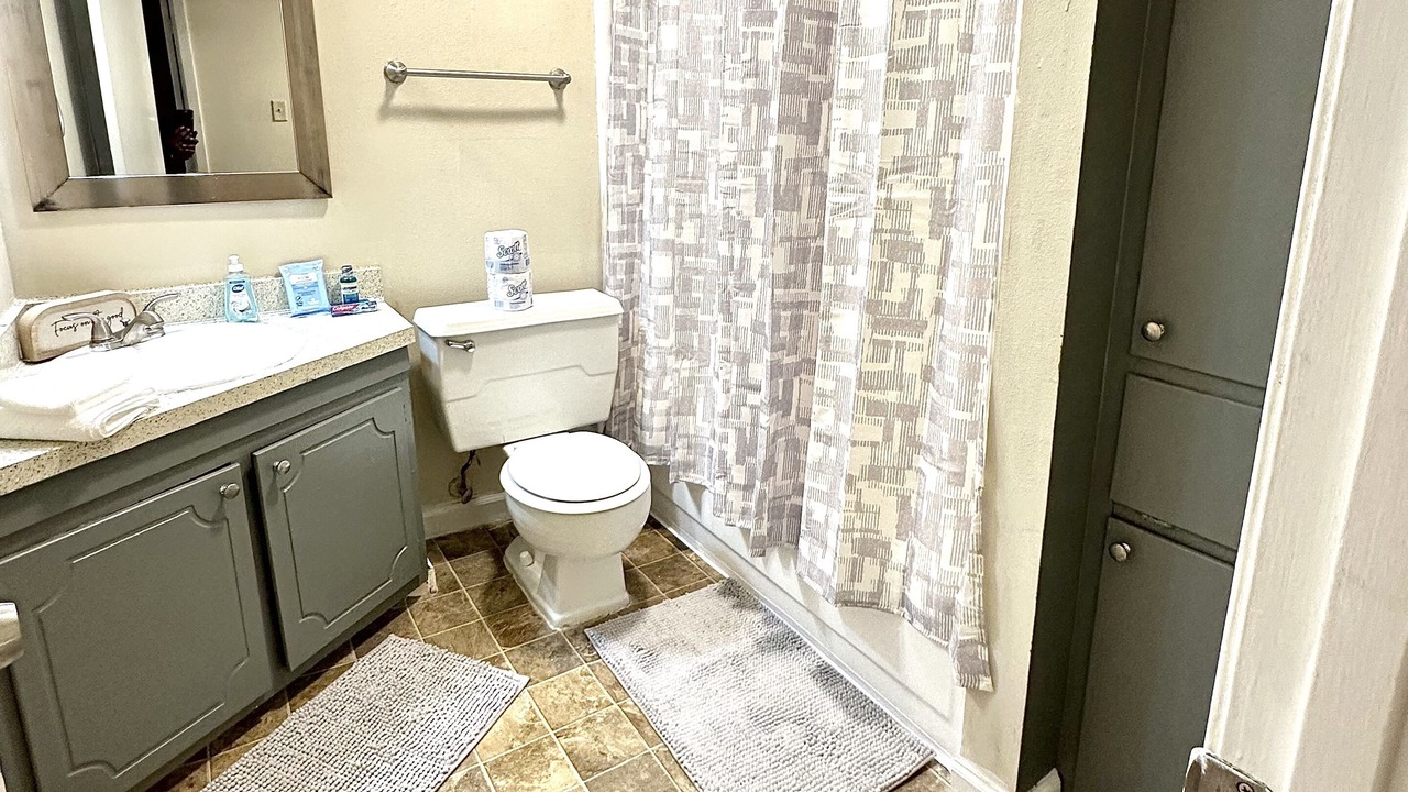 Photo of Bathroom in Fondren