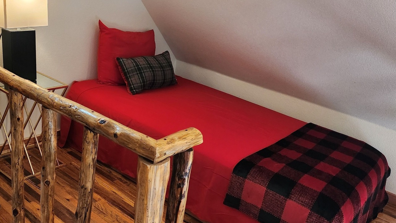 Photo of Bedroom in Cayuga