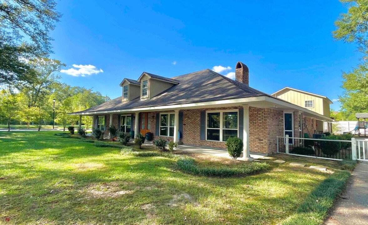Photo of Outdoor in Denham Springs