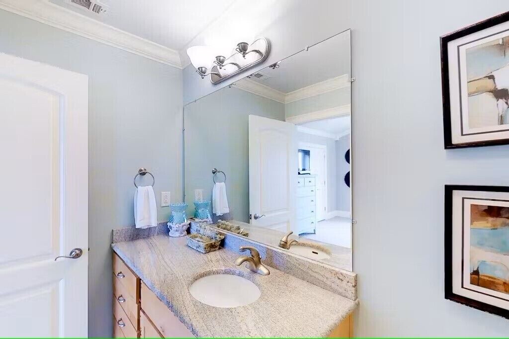 Photo of Bathroom in East End