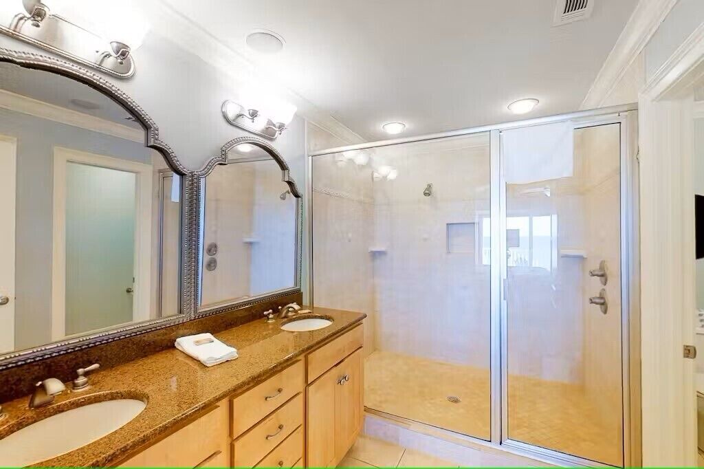 Photo of Bathroom in East End