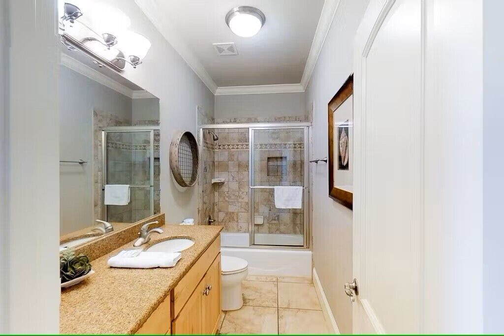 Photo of Bathroom in East End