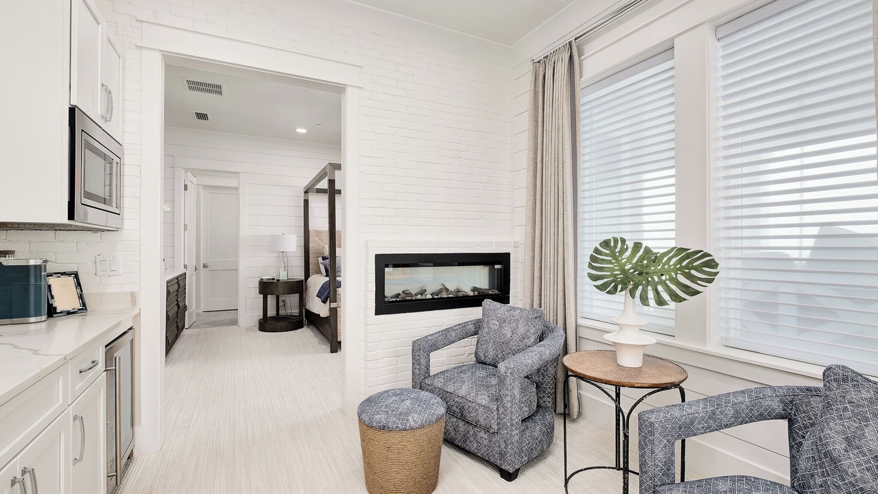Photo of Livingroom in Hollywood Beach