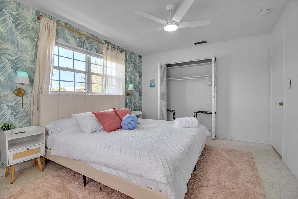 Photo of Bedroom in Seminole