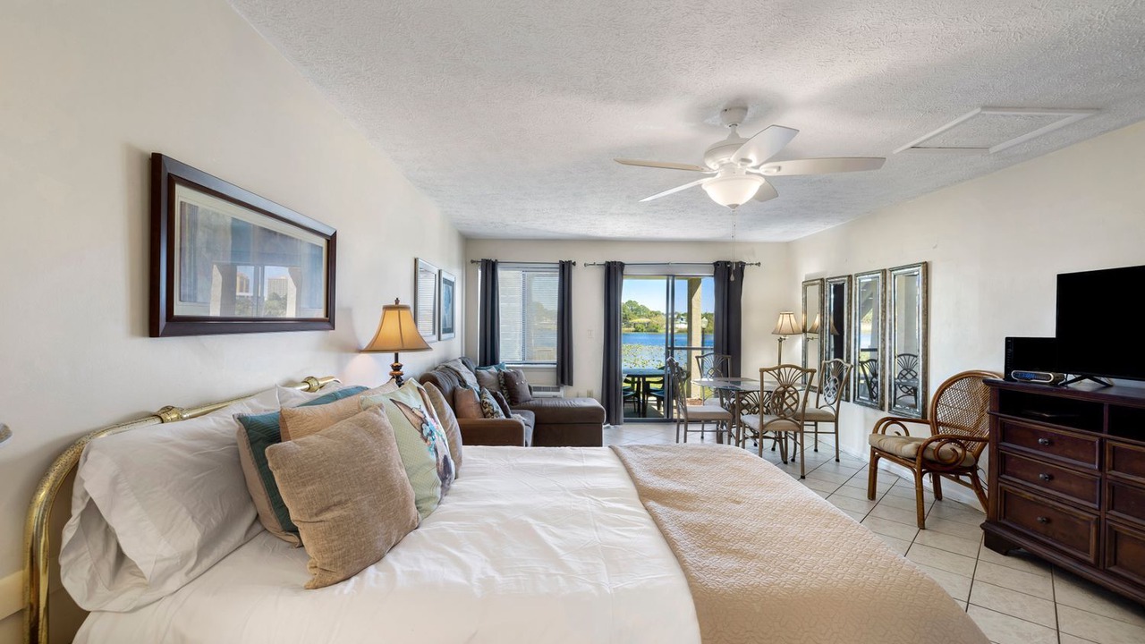 Photo of Bedroom in El Centro Beach