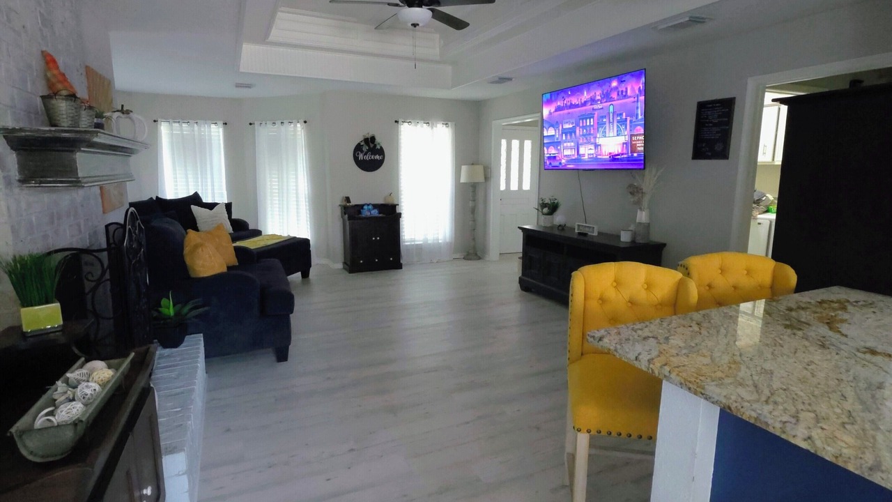 Photo of Livingroom in Deer Park