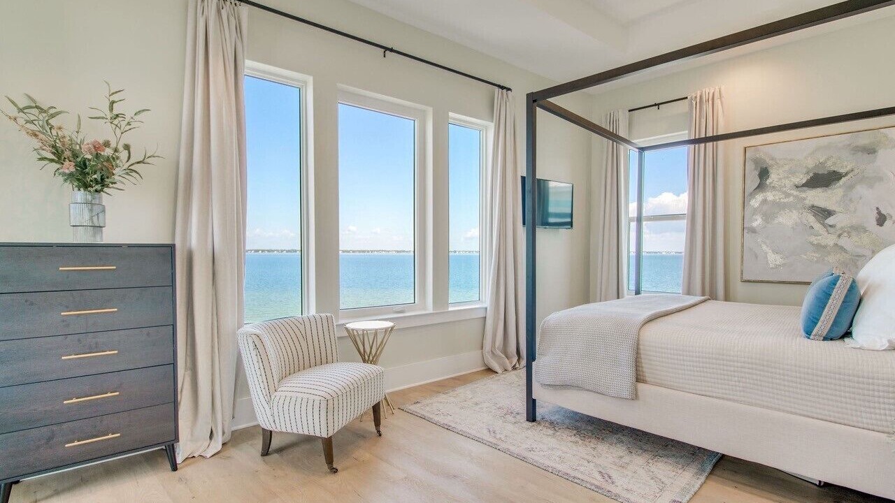 Photo of Bedroom in Pensacola Beach