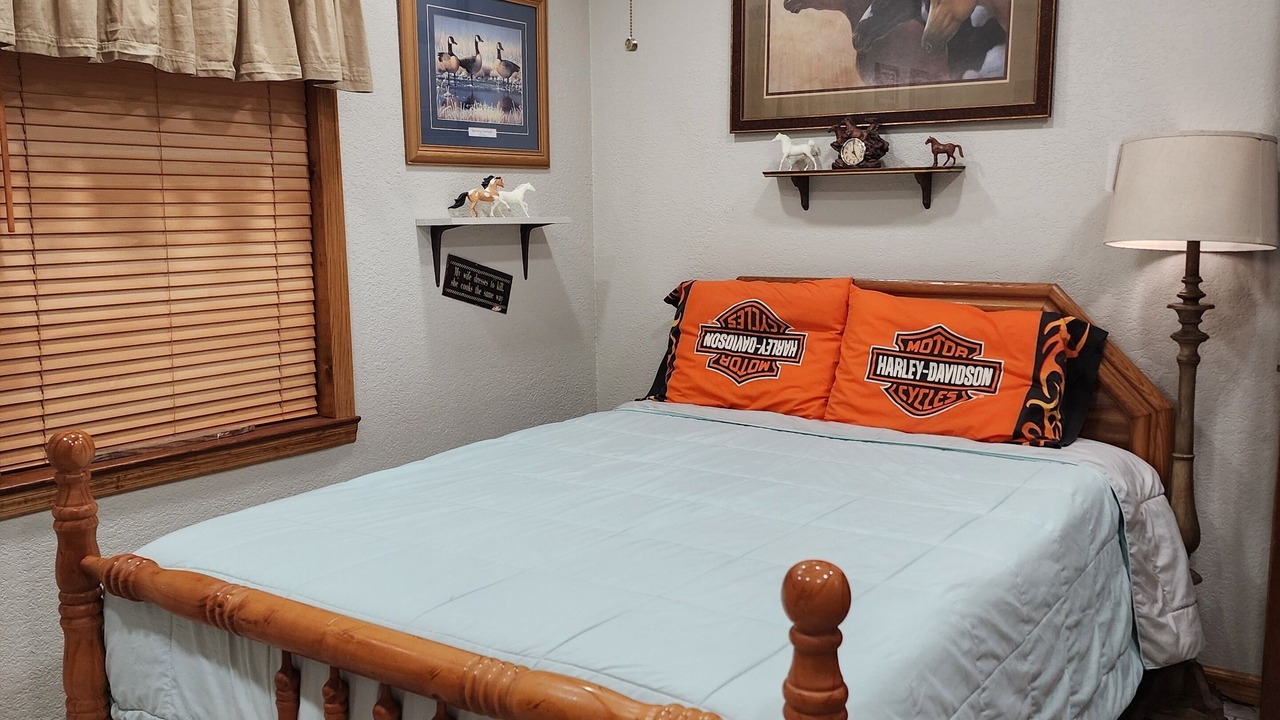 Photo of Bedroom in Cottondale