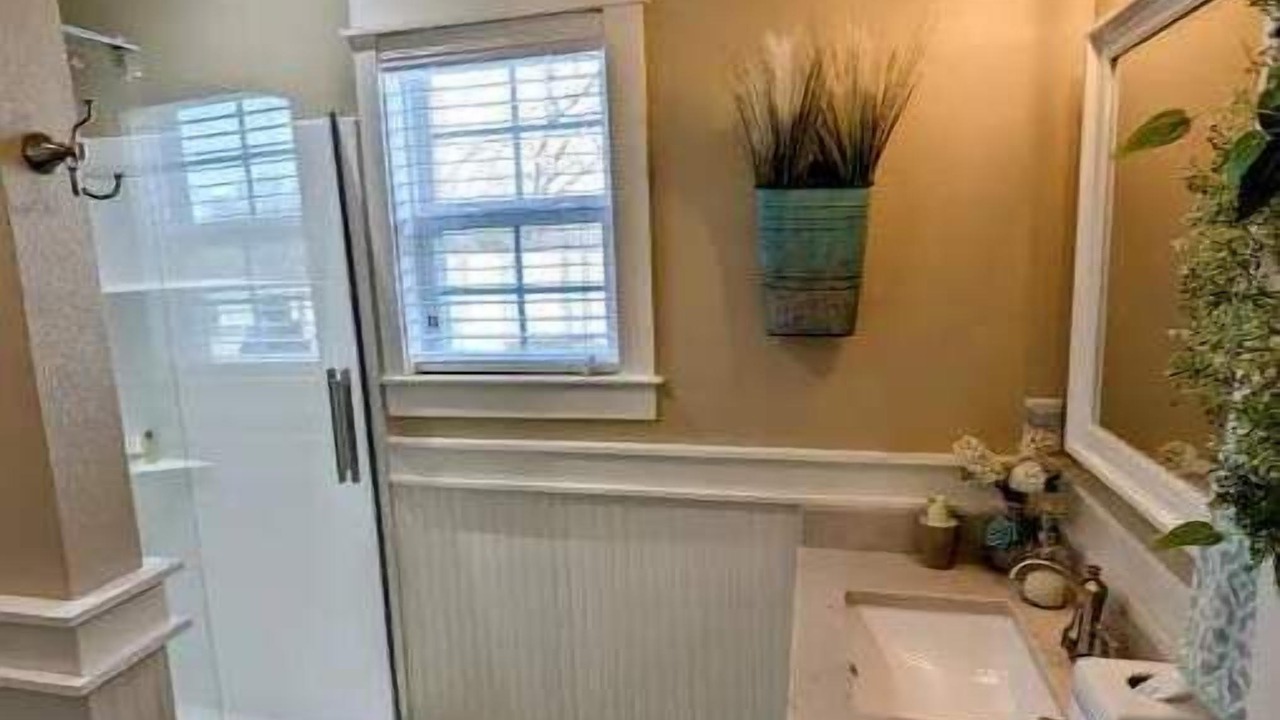 Photo of Bathroom in Emory