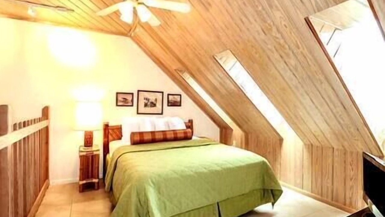 Photo of Bedroom in Historic Seaport