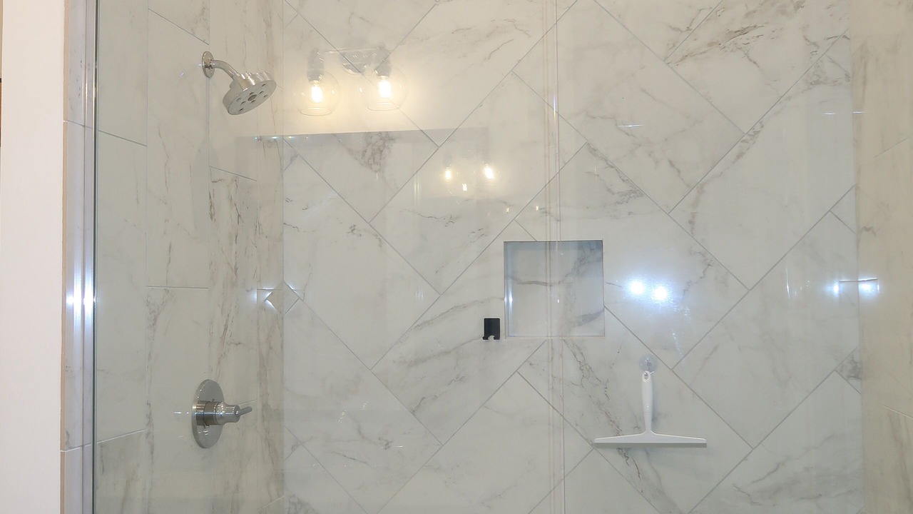Photo of Bathroom in Highlands - Perkins