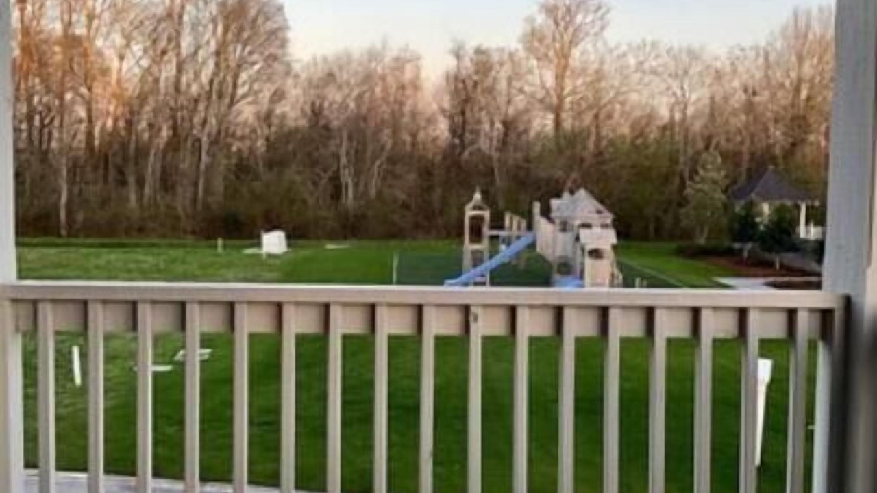Photo of Outdoor in Highlands - Perkins