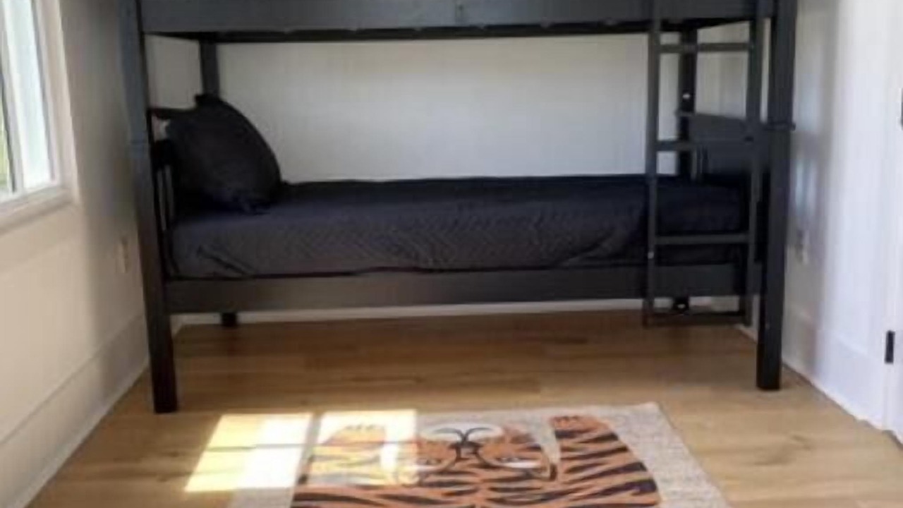 Photo of Bedroom in Highlands - Perkins