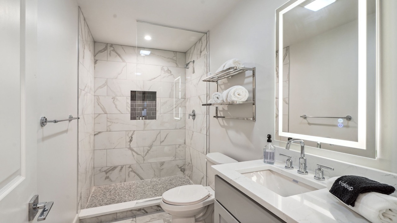 Photo of Bathroom in Central Business District