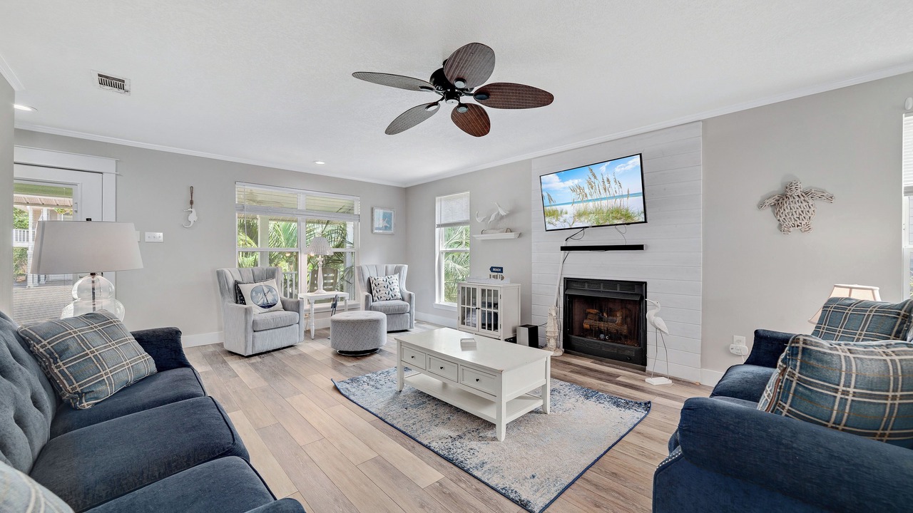 Photo of Livingroom in Ono Island