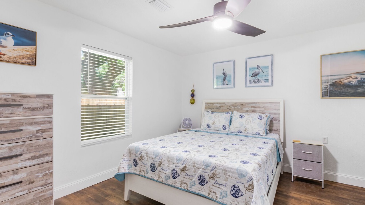 Photo of Bedroom in Foley