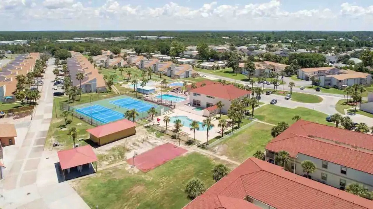 Photo of Outdoor in Summer Breeze