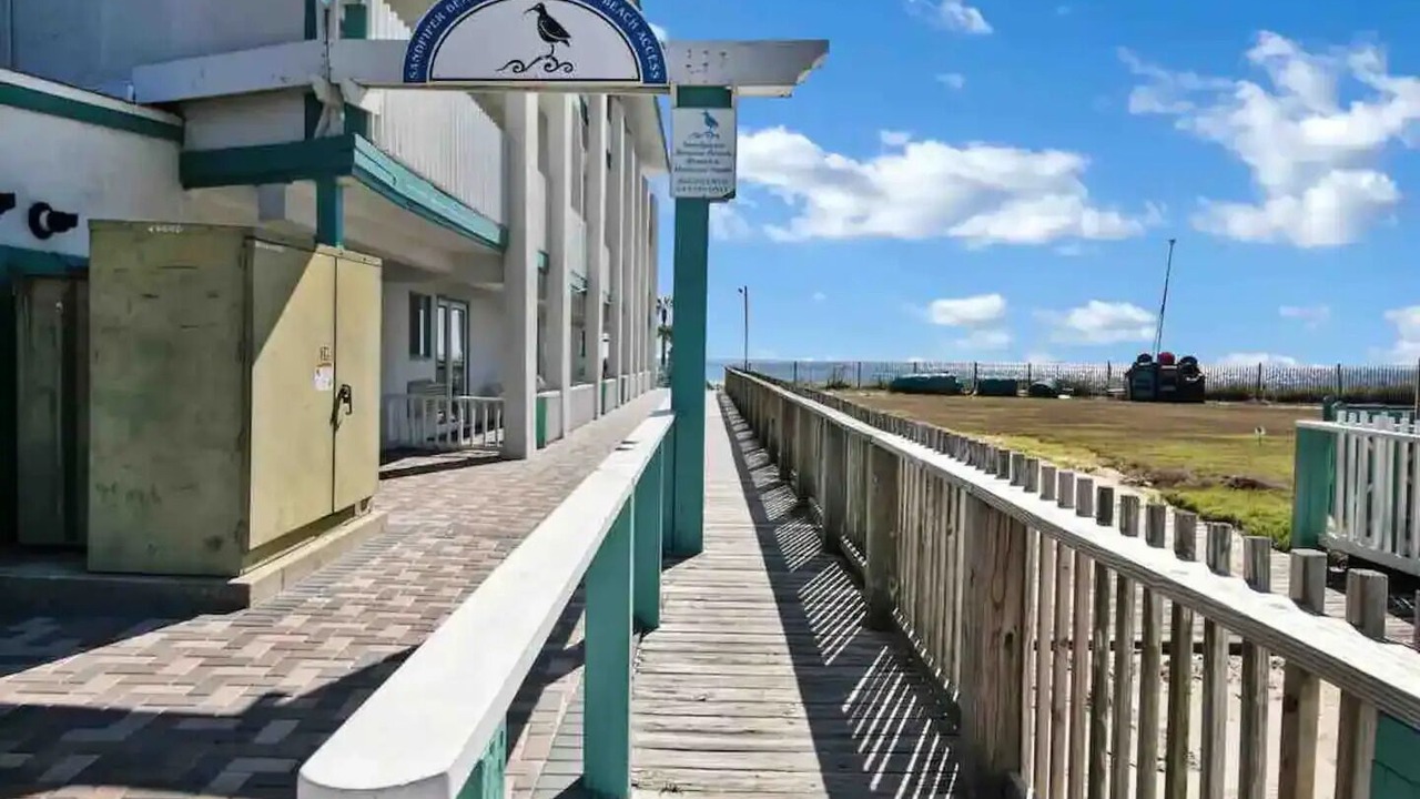 Photo of Outdoor in Summer Breeze