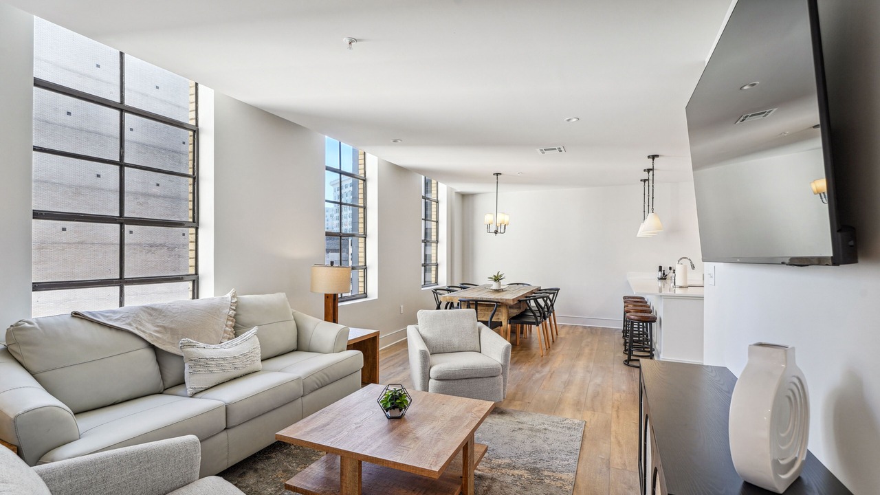Photo of Livingroom in Central Business District