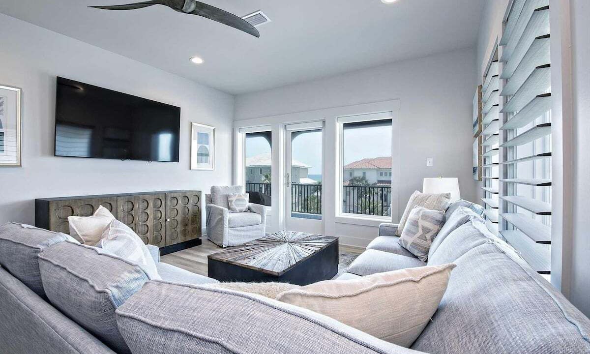 Photo of Livingroom in Gulf Shores