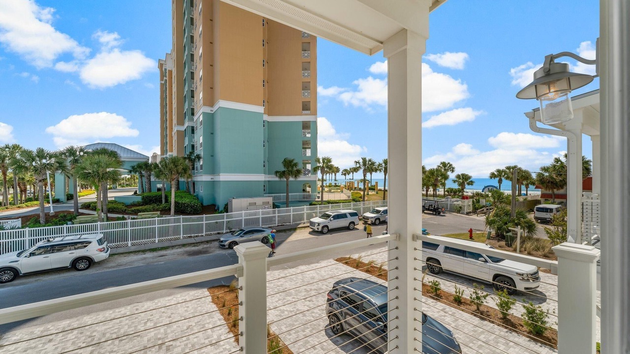Photo of Patio Balcony in Silver Sands Beach