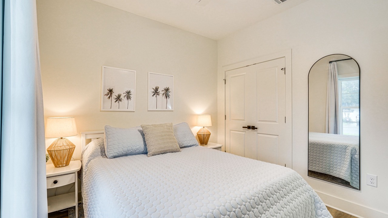 Photo of Bedroom in Laguna Beach Estates