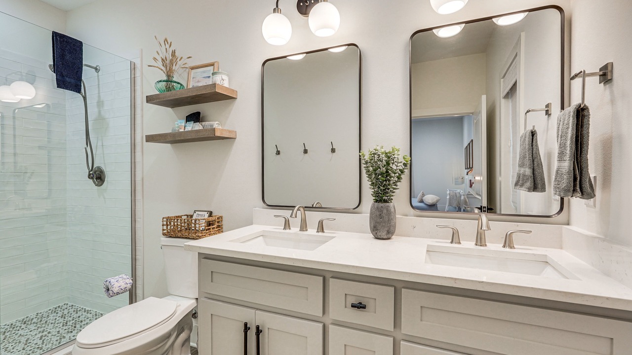 Photo of Bathroom in Laguna Beach Estates