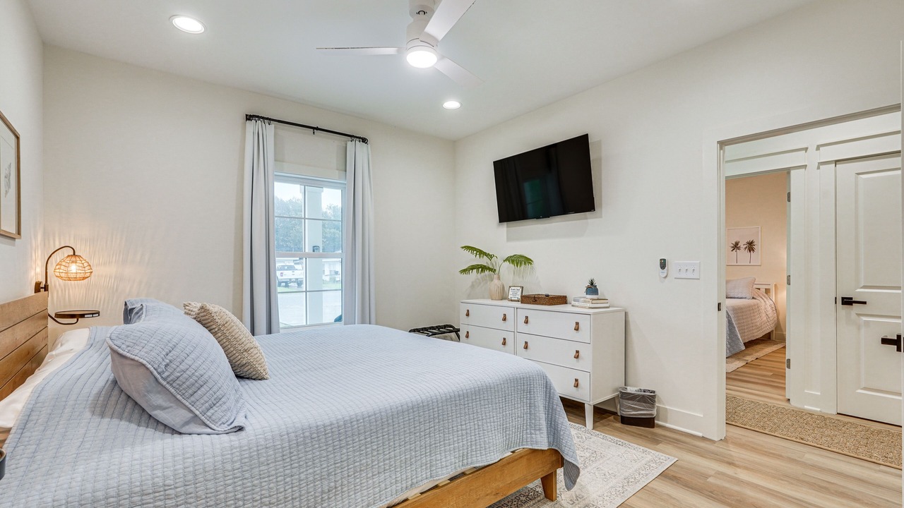 Photo of Bedroom in Laguna Beach Estates