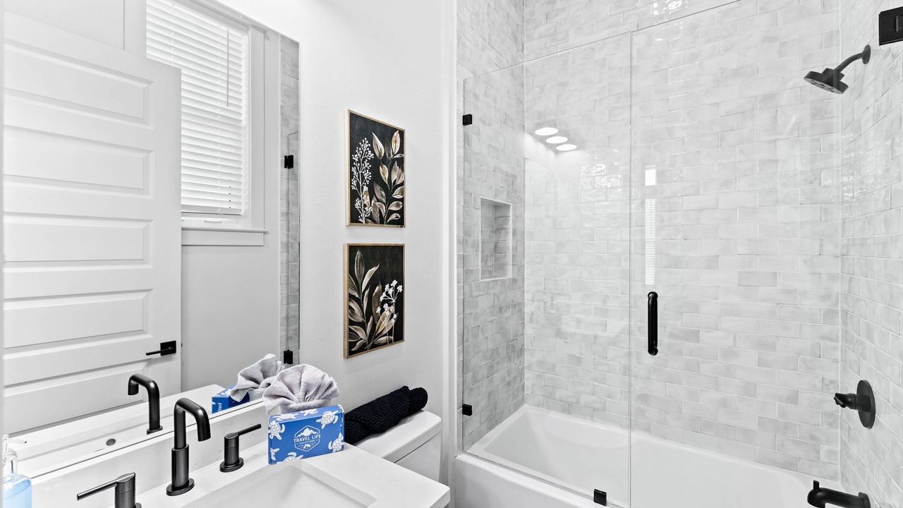 Photo of Bathroom in Santa Rosa Beach