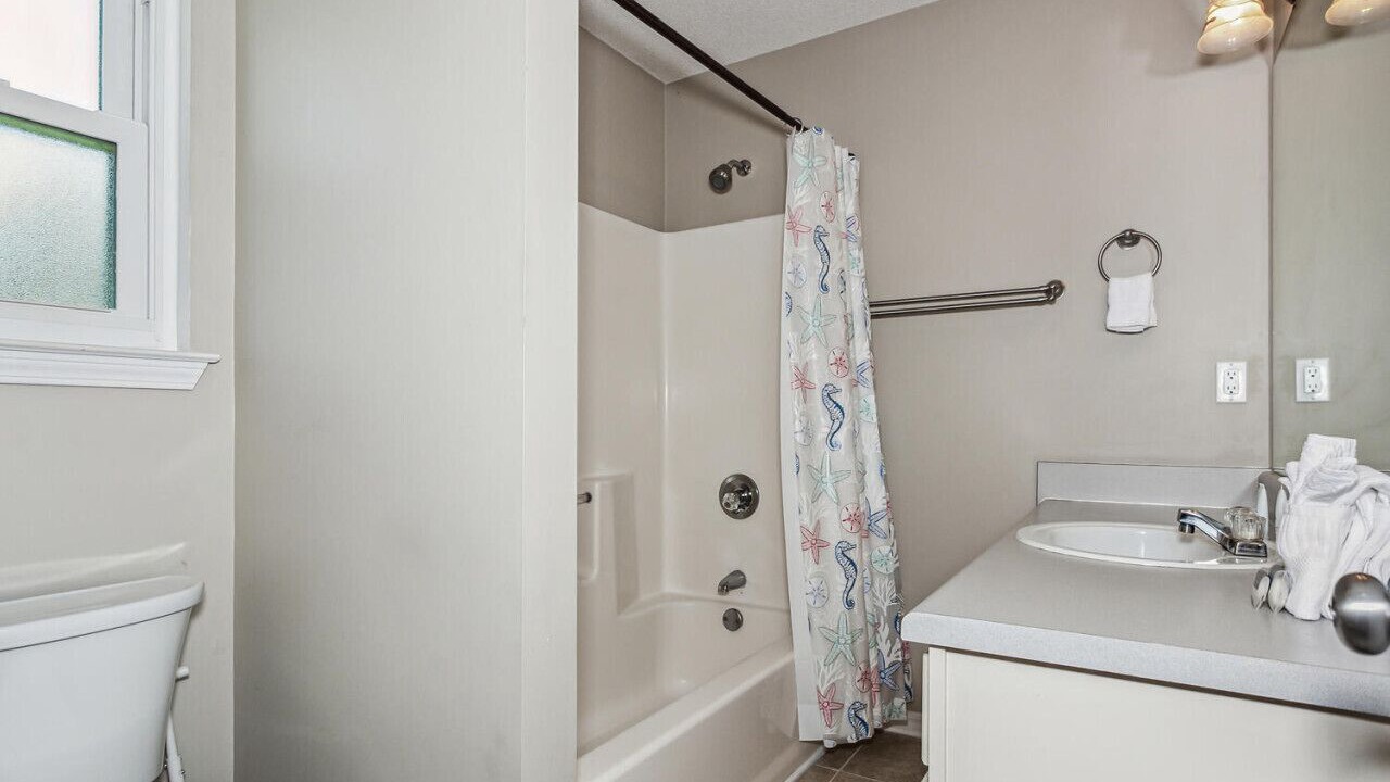 Photo of Bathroom in Gulf Breeze