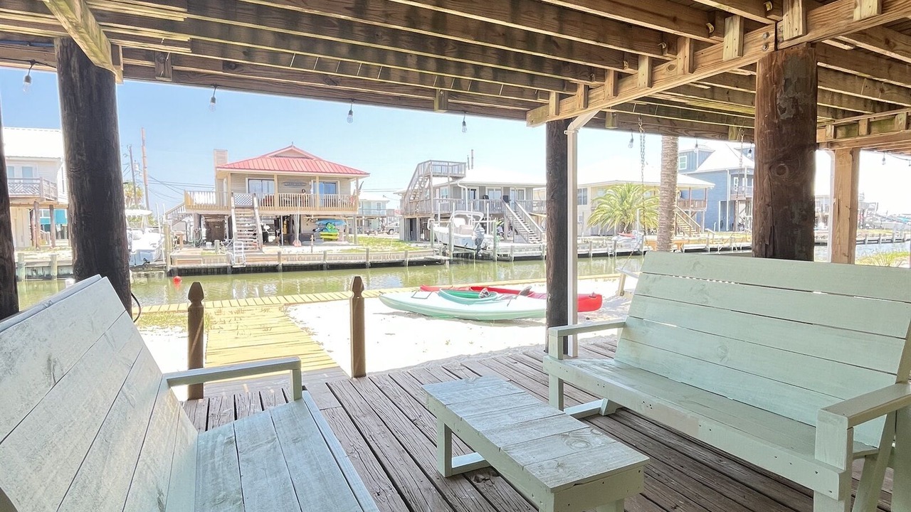 Photo of Patio Balcony in Silver Cay