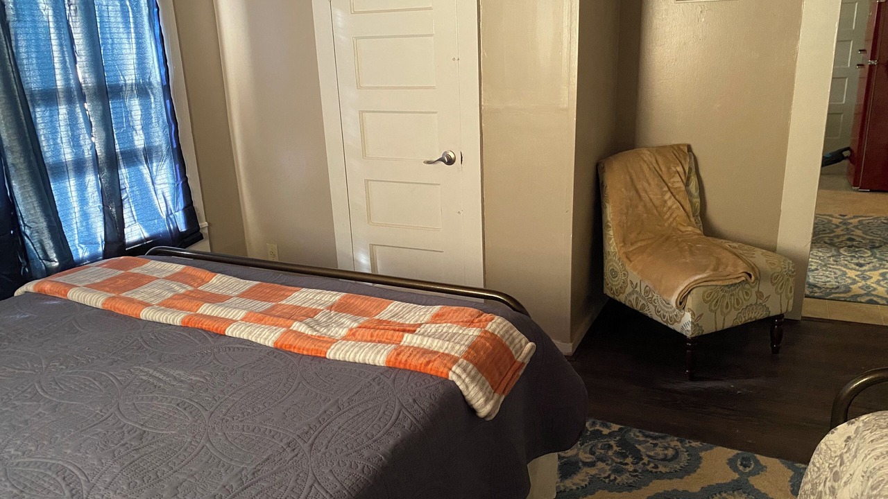 Photo of Bedroom in Zavalla