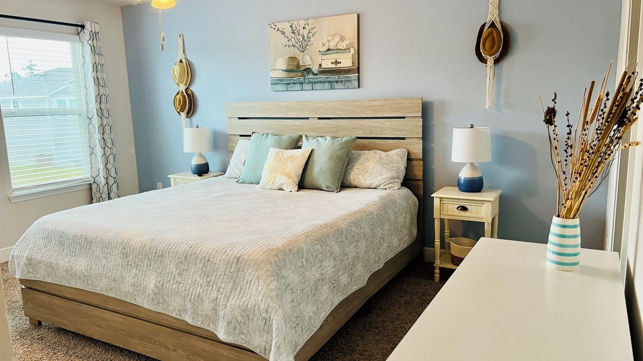 Photo of Bedroom in Upper Grand Lagoon