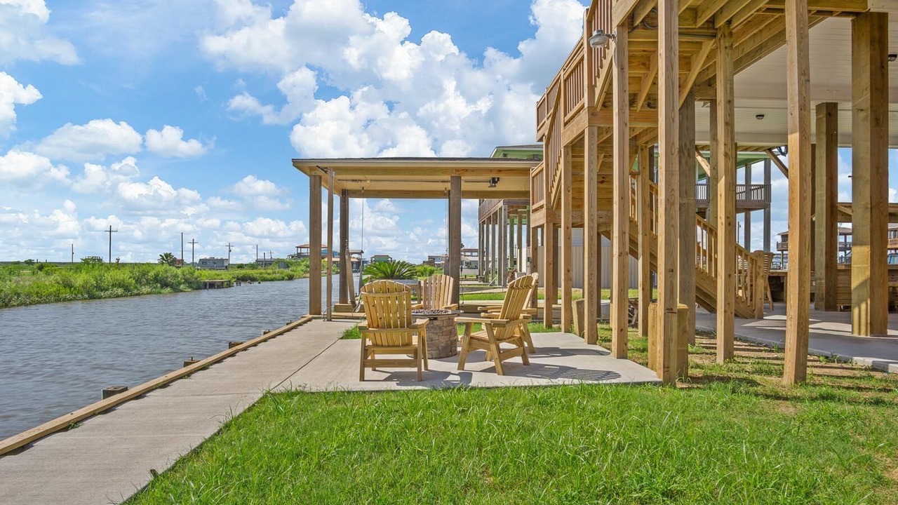 Photo of Patio Balcony in Port Bolivar