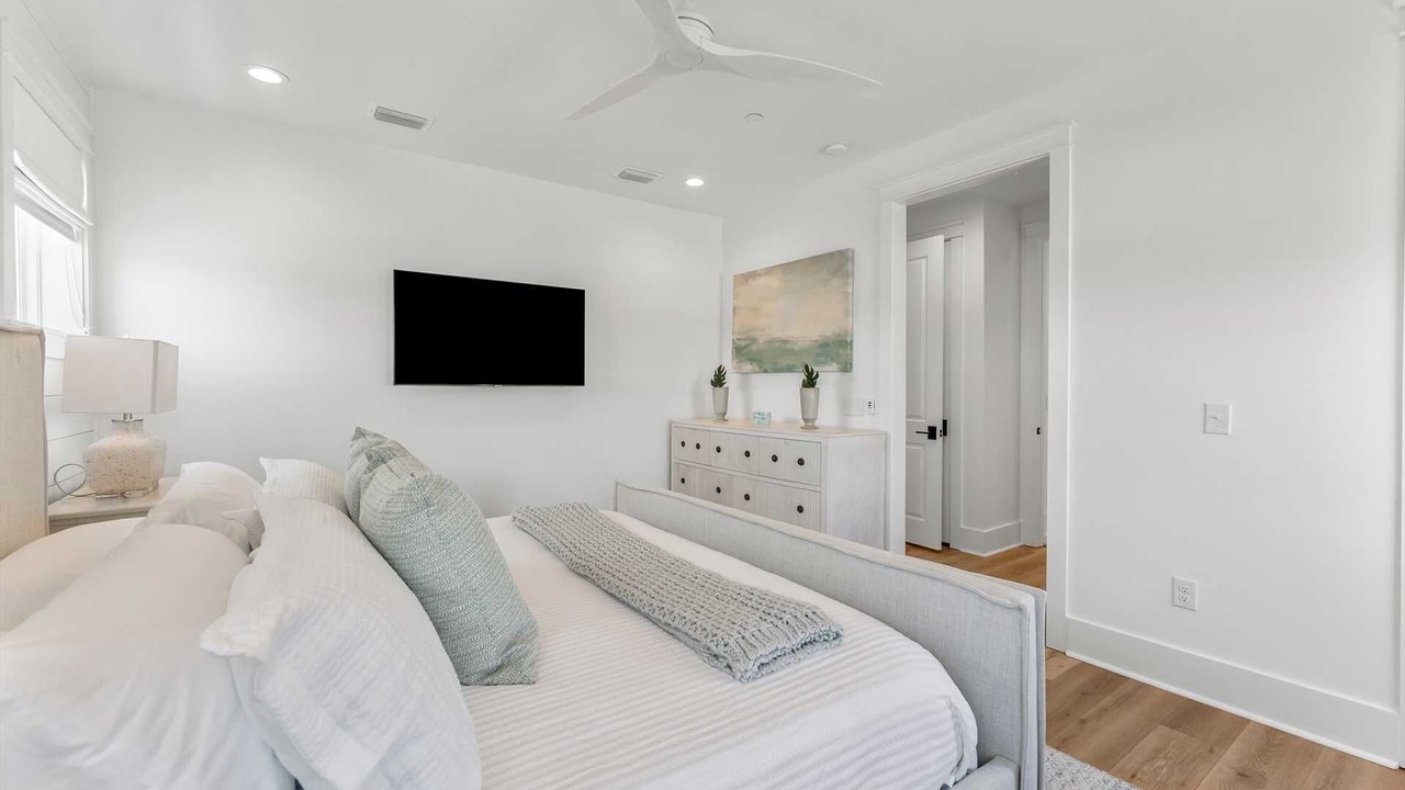 Photo of Bedroom in Silver Sands