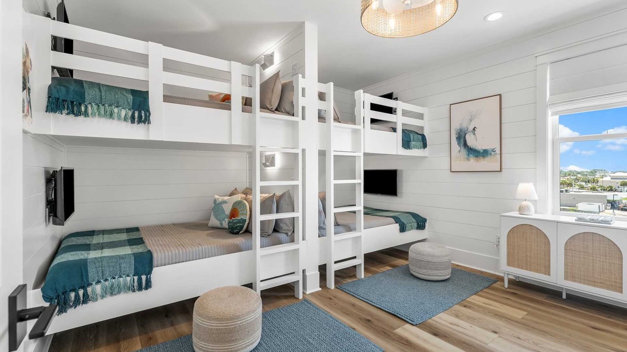 Photo of Bedroom in Silver Sands