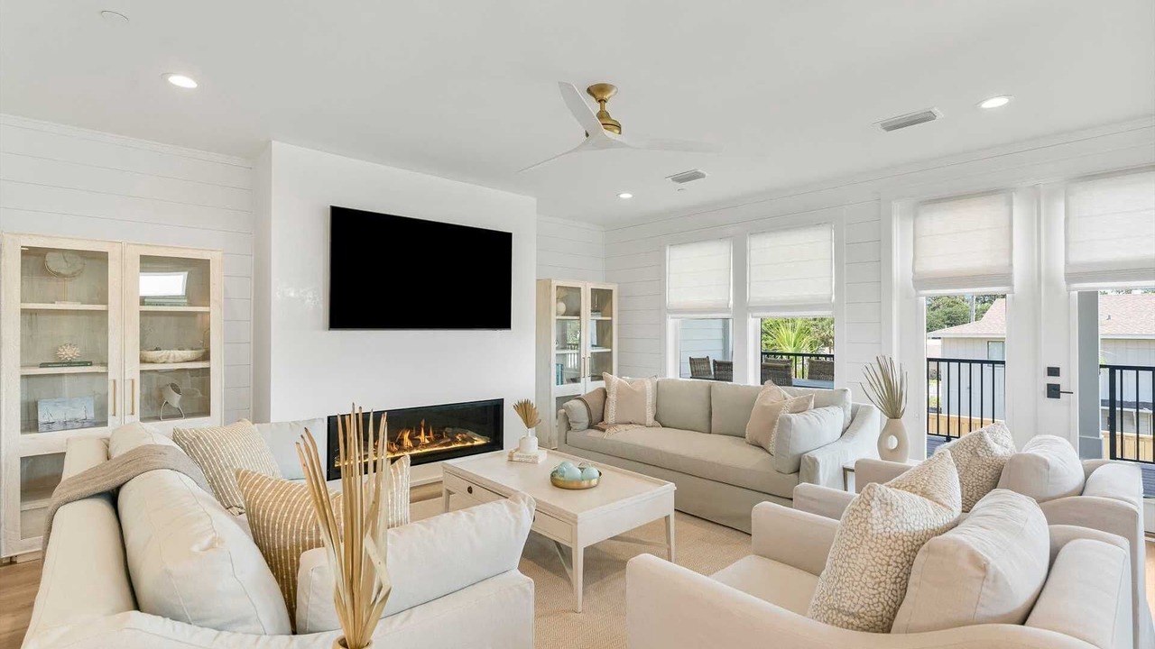 Photo of Livingroom in Silver Sands