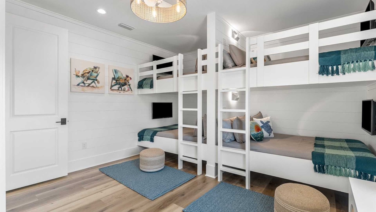 Photo of Bedroom in Silver Sands