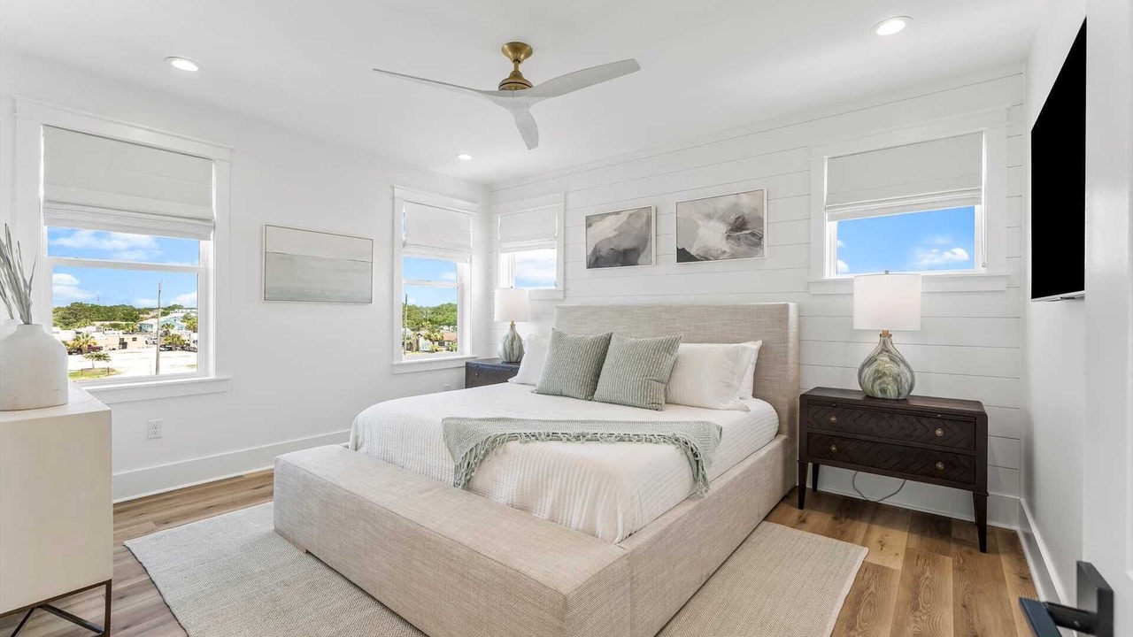 Photo of Bedroom in Silver Sands