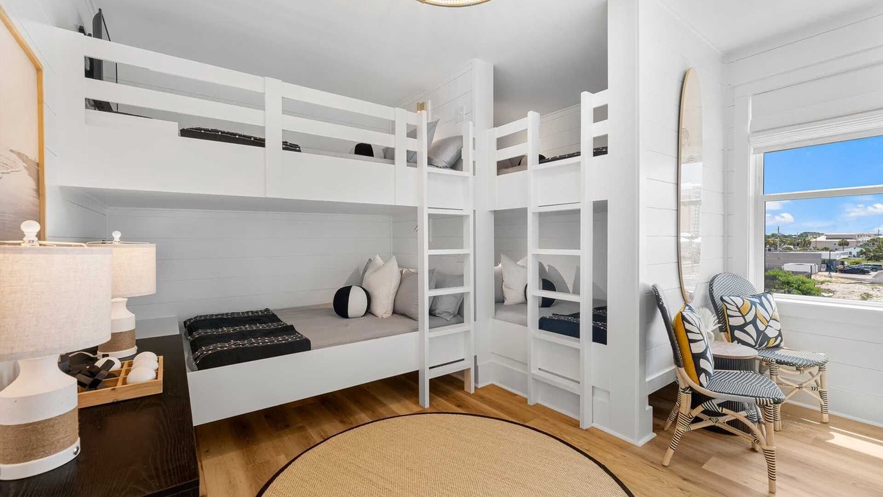 Photo of Bedroom in Silver Sands