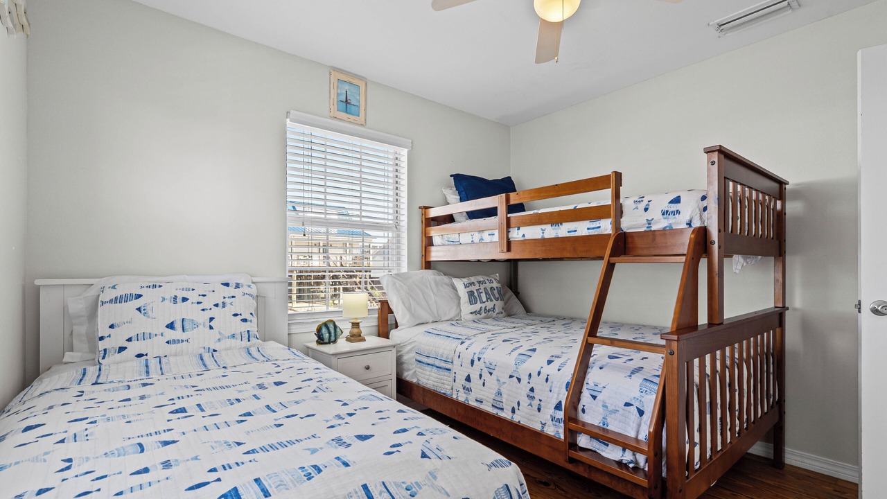 Photo of Bedroom in Silver Cay