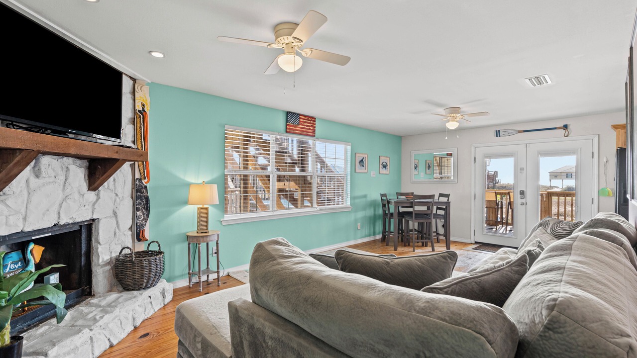 Photo of Livingroom in Silver Cay