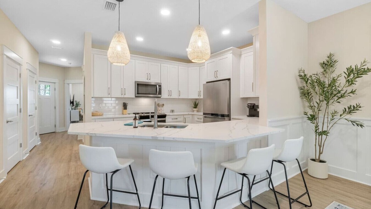 Photo of Kitchen in Laguna Beach