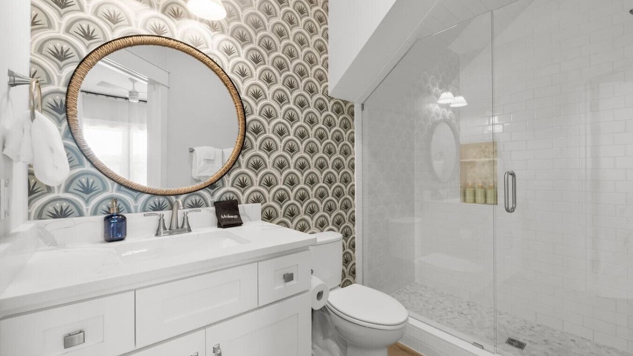 Photo of Bathroom in Laguna Beach