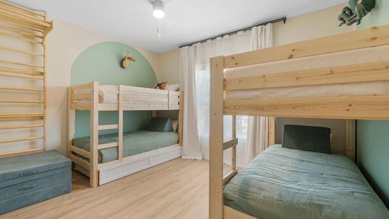 Photo of Bedroom in Laguna Beach