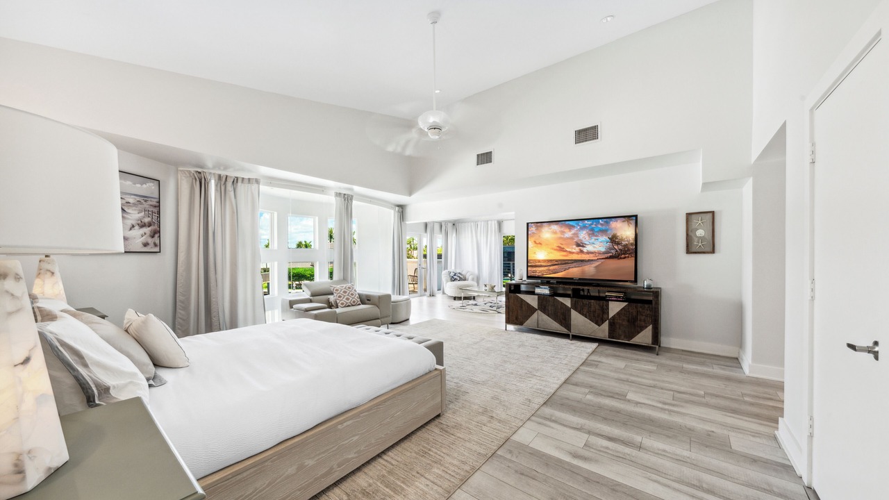 Photo of Bedroom in Seven Isles