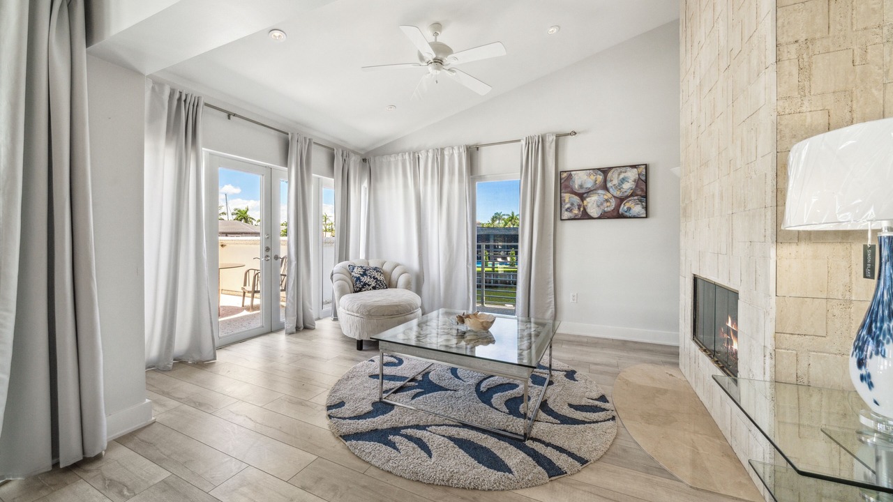 Photo of Livingroom in Seven Isles