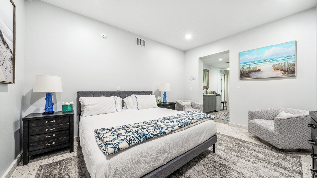 Photo of Bedroom in Seven Isles