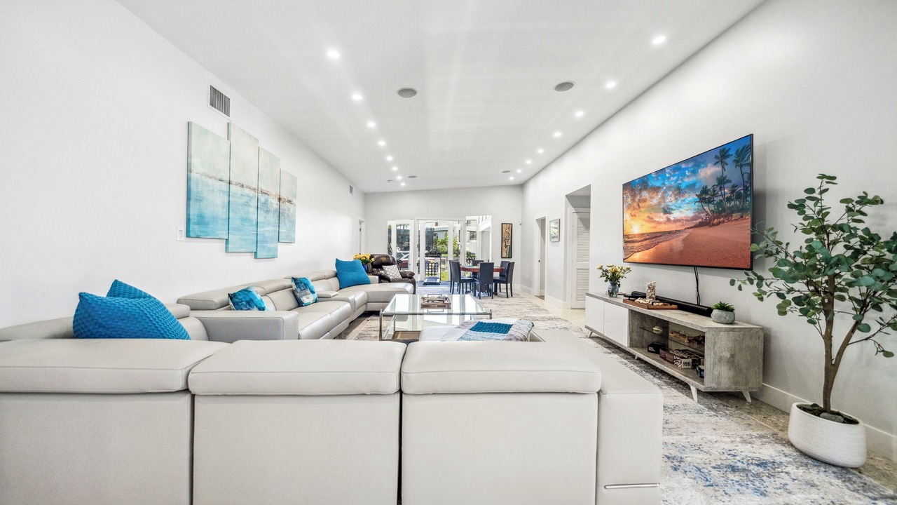Photo of Livingroom in Seven Isles