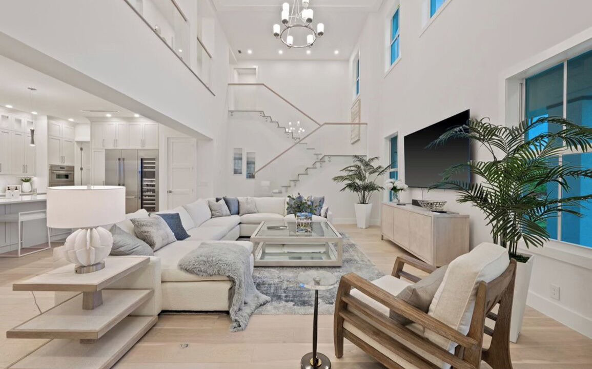 Photo of Livingroom in East Naples